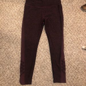 MAROON CROPPED LEGGINGS